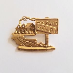 American Jewelry Chain Company Vintage House Sold Realtor Brooch.